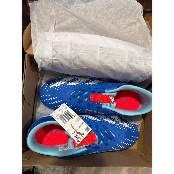 Adidas Unisex Predator Accuracy.4 in Sala Junior Indoor Soccer Shoe NWT 6 US - Picture 2 of 9